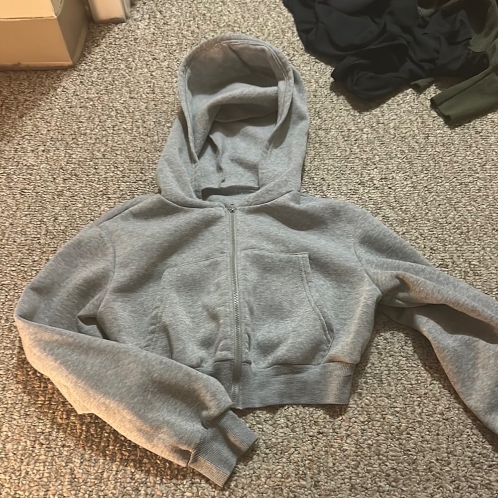 Gray Cropped Hoodie